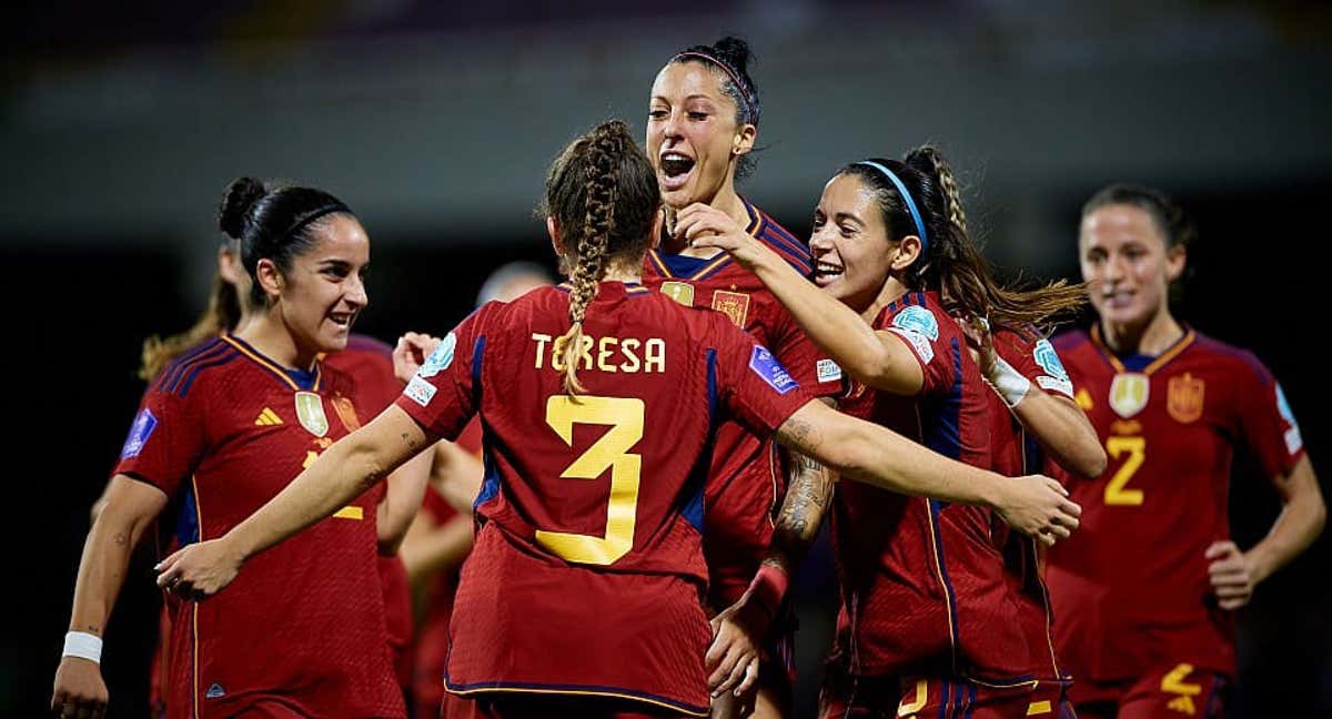 Las jugadoras celebrando un gol. /RFEF