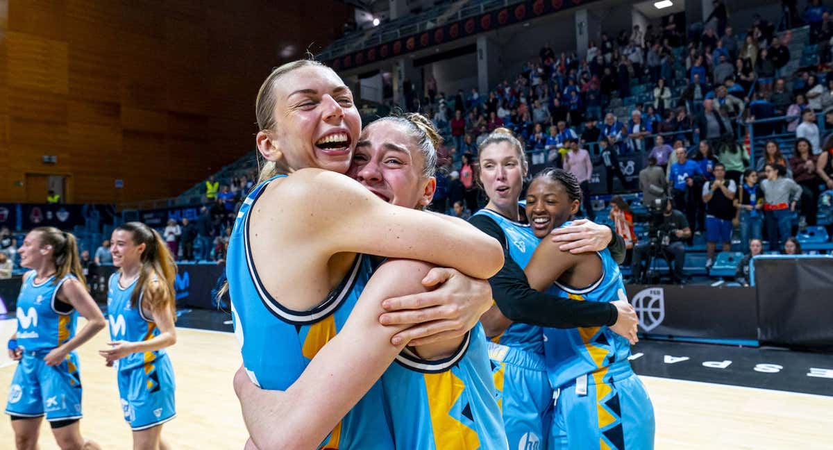 Las jugadoras del Movistar Estudiantes celebran el pase a semifinales de la Copa de la Reina. /ALBERTO NEVADO/FEB