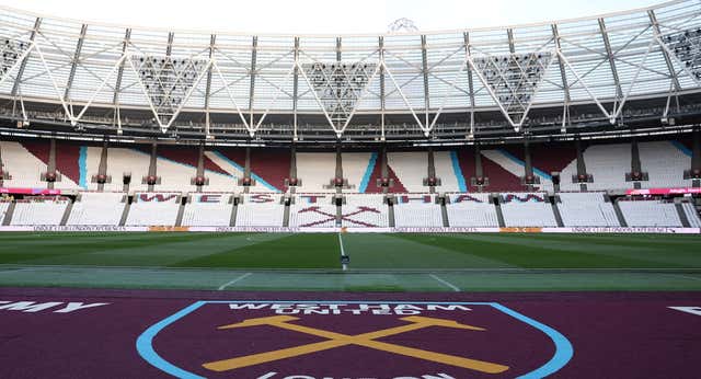 España jugará en la que pudo ser casa del Tottenham y que ahora echa burbujas