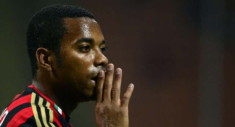 Robinho, durante un partido en su etapa en el Milán.