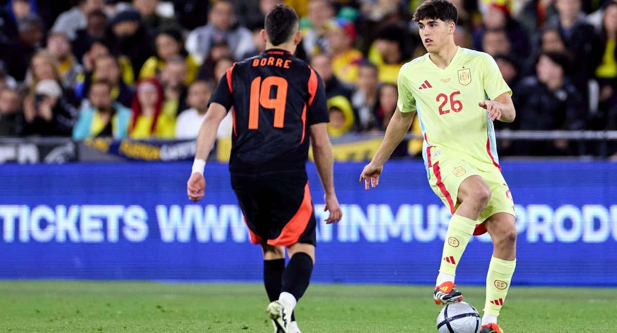 Pau Cubarsí, en el día de su debut con España. /RFEF