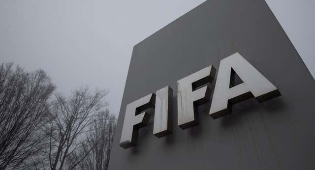 Intervención a la vista en la RFEF: a la FIFA le costaría solo unas horas tener el control mientras el CSD se echa a un lado