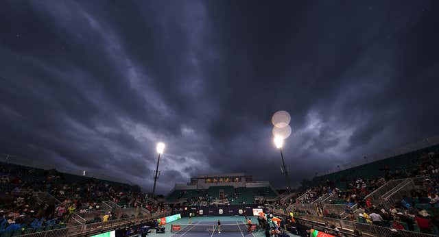 Un corte de luz en el Ojo de Halcón retrasa el partido de Alcaraz ante Musetti en Miami