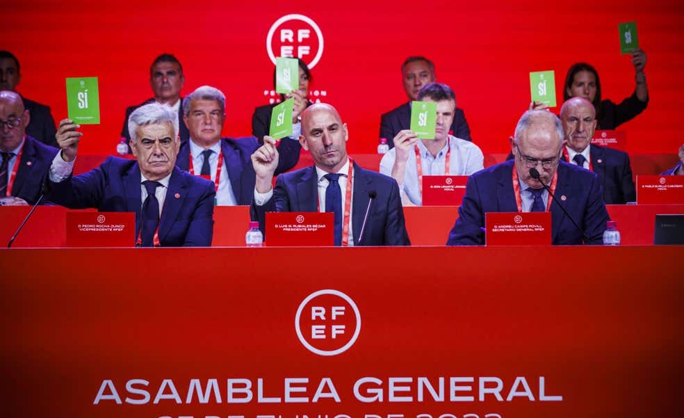 Rocha anuncia una comisión para desvincularse de Rubiales: «Se llegará hasta el final»