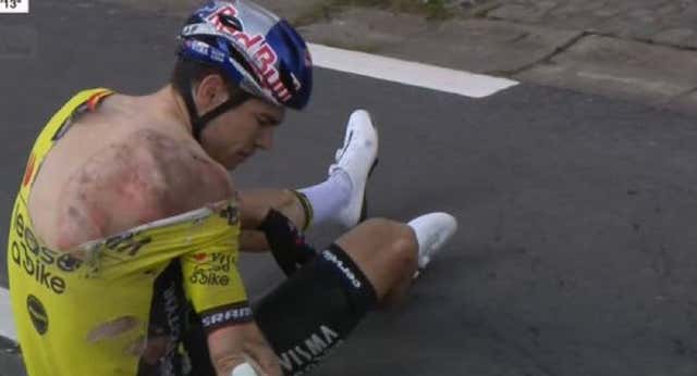 La consecuencias de la brutal caída de Van Aert: «Sólo lo vemos en accidentes de tráfico graves»