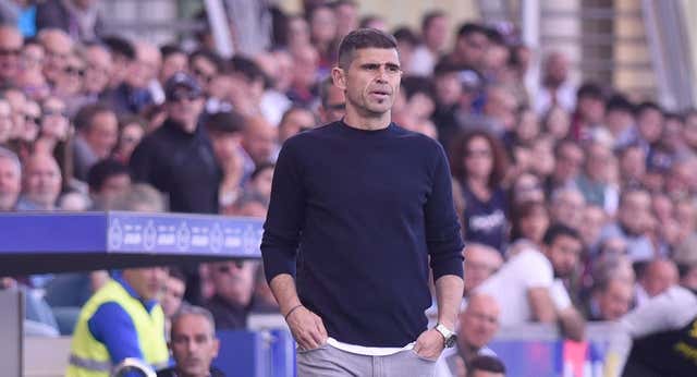 La fórmula de Antonio Hidalgo para sacar al Huesca del pozo en el año más difícil