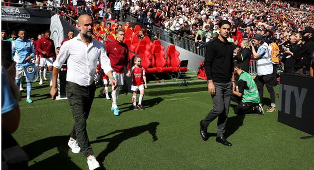 El Guardiola-Arteta más íntimo nace en el cementerio de Karl Marx y se fragua en un «has metido ahí a Lewandowski…»