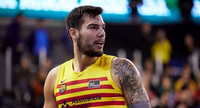 Más runrún con Willy Hernangómez tras pedir más a Grimau: sólo siete minutos hasta con Vesely eliminado…