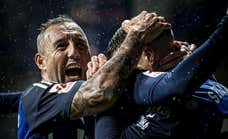 El soleo frena el efecto Santi Cazorla en el Carlos Tartiere