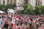 Ambientazo en Sevilla: marcha histórica del Athletic, una 'rave' inolvidable del Mallorca... ¡y Nadal!
