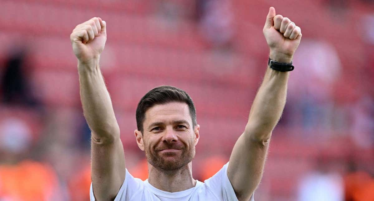 Xabi Alonso celebra una victoria con el Leverkusen./