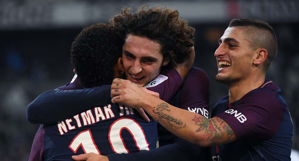 Neymar, Verratti y Rabiot celebran un gol del PSG./AFP