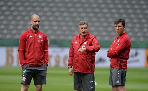 Pep Guardiola, Domenec Torrent y Carles Planchart.  GETTY