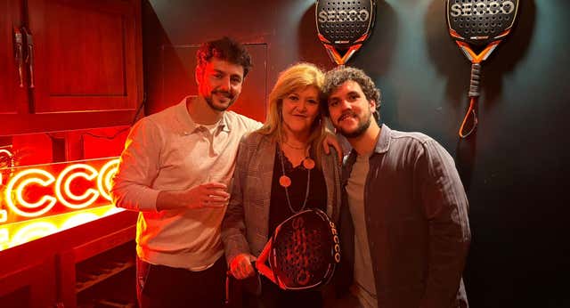 «Nos cansamos de dejarle la pala a nuestra madre»: así surgió la marca de pádel creada por dos hermanos
