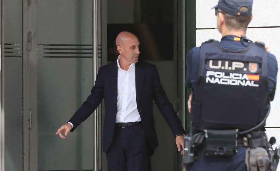 Luis Rubiales declarará ante la jueza como imputado el 29 de abril