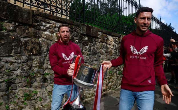 Muniain y De Marcos a su llegada a Gernika. Efe