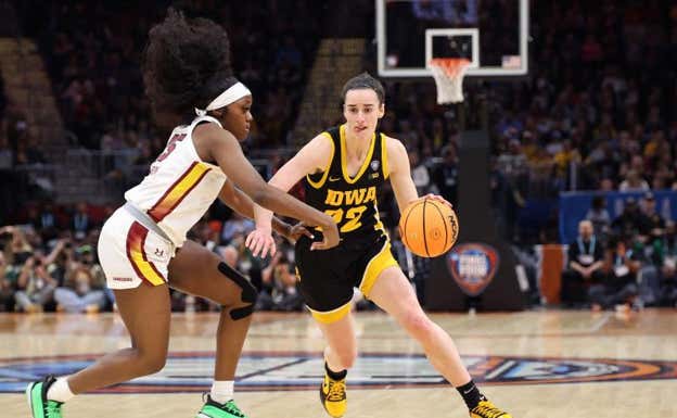 Caitlin Clark en la final ante South Carolina.  AFP