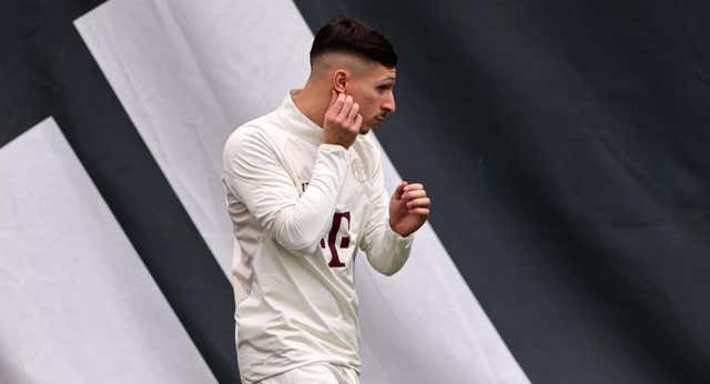 Un Bryan Zaragoza ya «adaptado» desmiente a la prensa y descarta una cesión: «Han salido noticias que no son ciertas…»