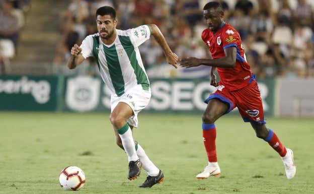 Aythami, durante un partido del Córdoba. ABC/VALERIO MERINO