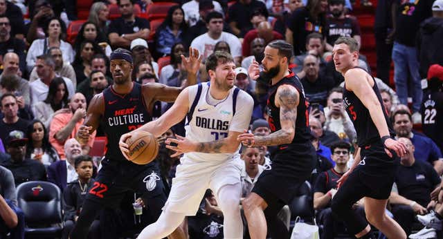 Dallas Mavericks reclama el título de mejor equipo en Texas y deja a Miami Heat pendiente del playin