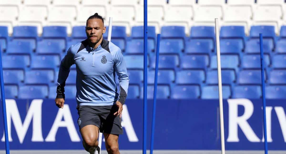 Martin Braithwaite, en un entrenamiento esta temporada con el Espanyol. /RCD ESPANYOL