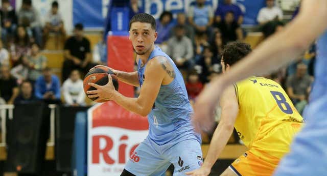 El Covirán Granada valora cortar a Will Barton y ficha a Scott Bamforth