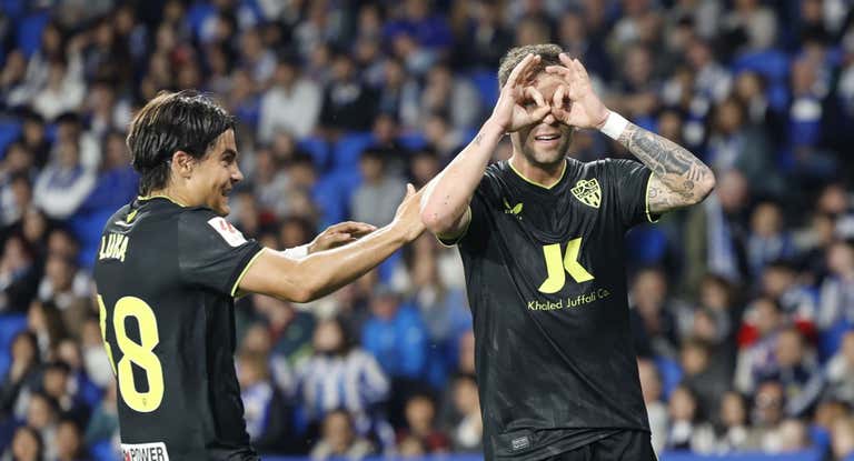 Embarba agua la fiesta de la Real y Sheraldo Becker con su doblete