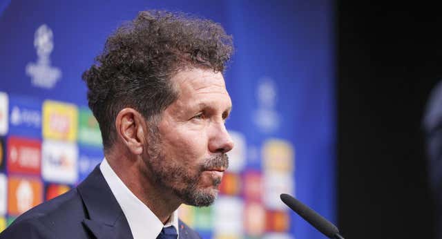 Simeone da alguna pista y Azpilicueta se perfila como sustituto de Lino