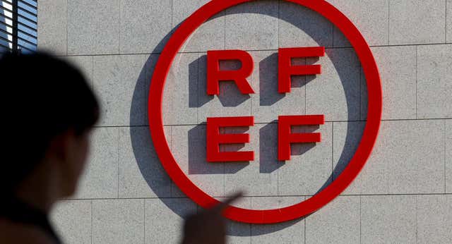 Un día en esta RFEF «es de locos»: cámaras a la salida del garaje, incertidumbres y chats borrados