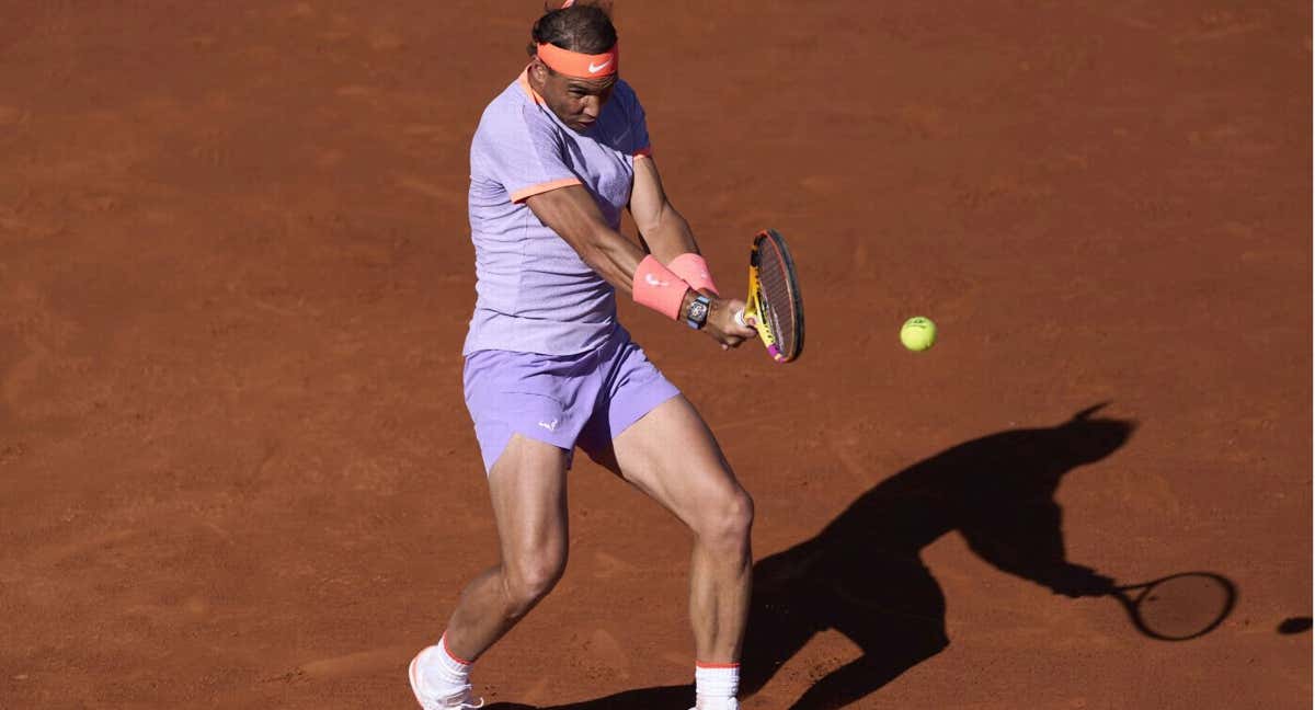 Rafa Nadal, en el Conde de Godó, jugando el primer encuentro ante Cobolli.