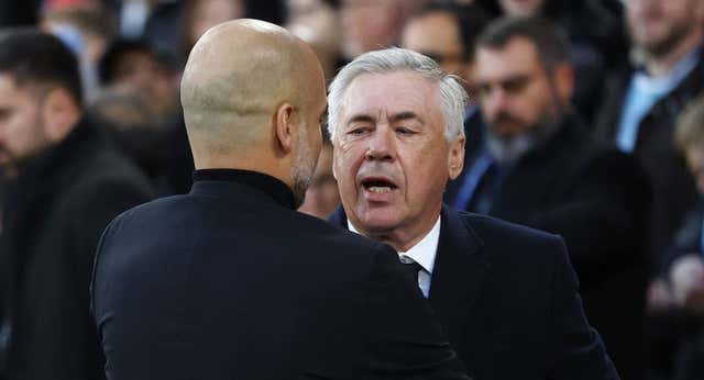 Ancelotti volvió a sorprender a Guardiola con saques de puerta de Valverde y repitió con el goleador Rodrygo