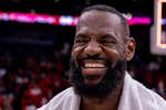 LeBron James agranda un legado que ya era infinito, mientras que los Warriors ponen fin a una era