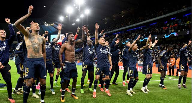 Ni penaltis, ni semifinales, ni cansancio: el vestuario del Real Madrid quiere aprovechar la ola para hundir al Barça