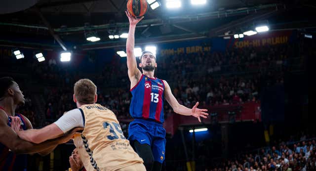 El Barça supera al UCAM Murcia y afianza la tercera plaza en la Liga Endesa