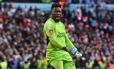 El United roza el bochorno y acaba con el sueño del Coventry en los penaltis