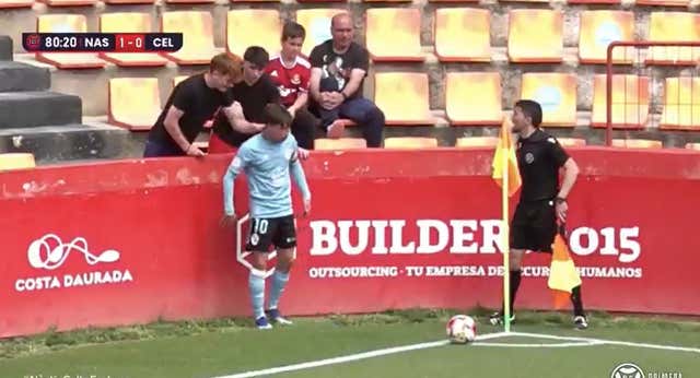 Pellizco bochornoso desde la grada a un jugador del Celta B… y la seguridad se desentiende