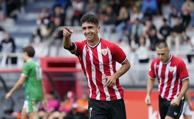 Olabarrieta, la gran promesa de Lezama, celebra un gol de este curso. Athletic Club