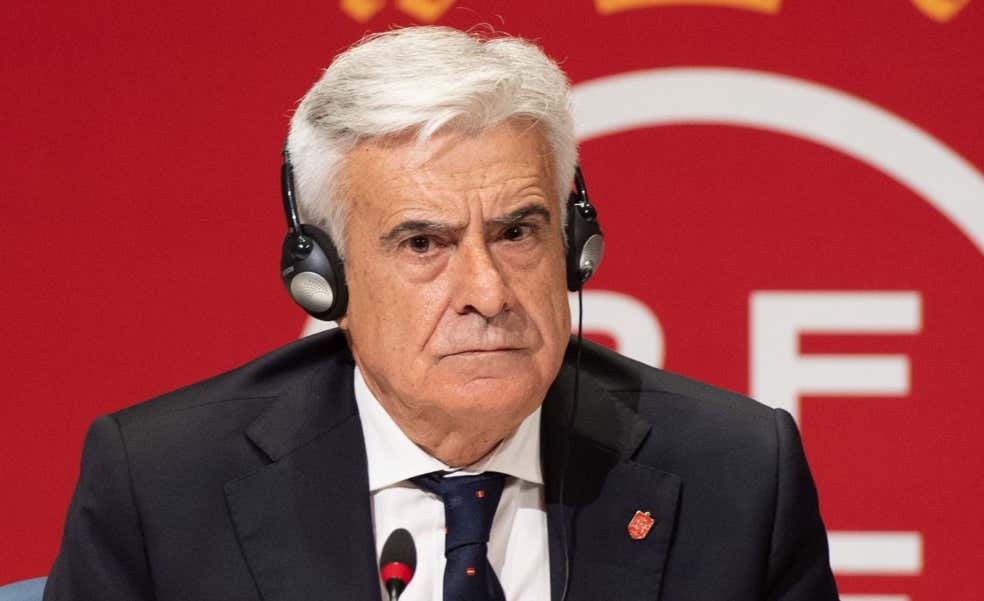 El CSD debate si frenar a Pedro Rocha este jueves mientras sus 'apóstoles' buscan sitio en la pole