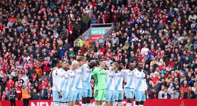 El caso insólito de un equipo que siempre queda igual en la Premier League haga lo que haga fuera del campo