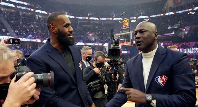 La NBA toma partido entre Michael Jordan y LeBron James, con sólo un 4% de diferencia