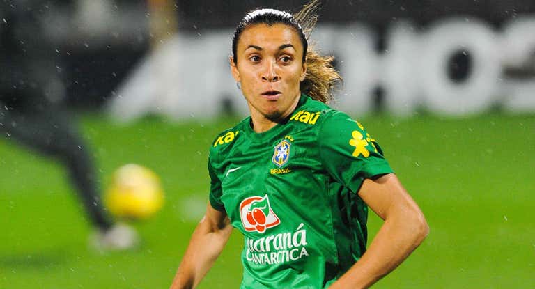 La jugadora brasileña Marta Vieira, en un partido con Brasil.