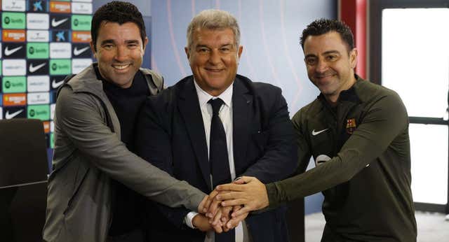 Los motivos de la marcha atrás de Xavi y una denuncia: «Los que han dicho que me quedo por dinero es para hacer año»