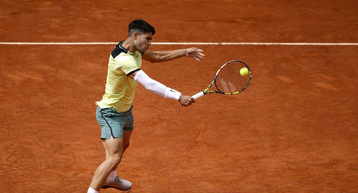 Carlos Alcaraz regresa en Madrid por la puerta grande ante el «otro» Shevchenko