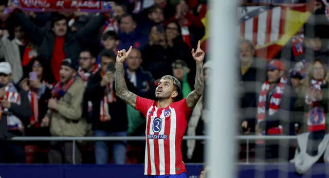 El Atlético aguanta la presión del Athletic y ata la Champions