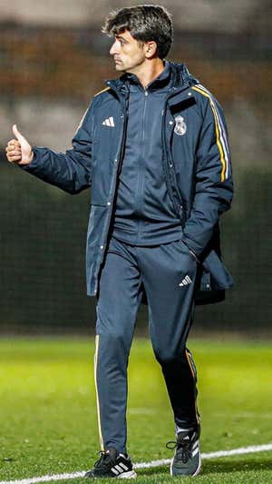Pau Quesada, entrenador del Real Madrid C.  REAL MADRID
