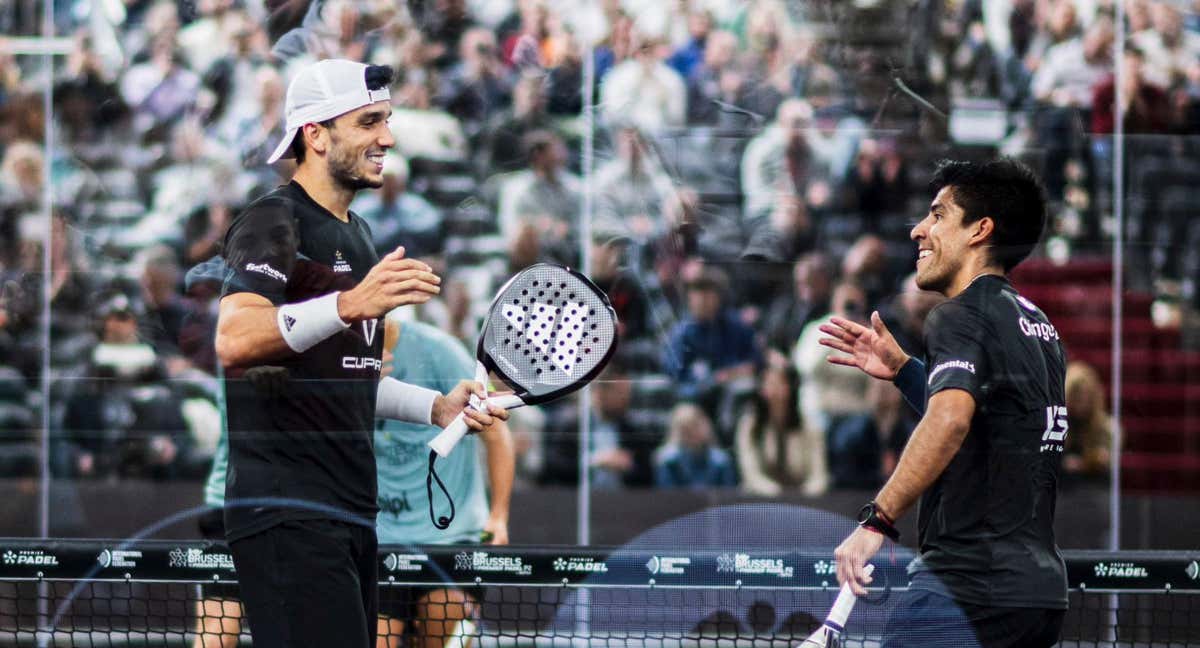 Galán y Chingotto celebran una victoria en Bruselas. /PREMIER PADEL