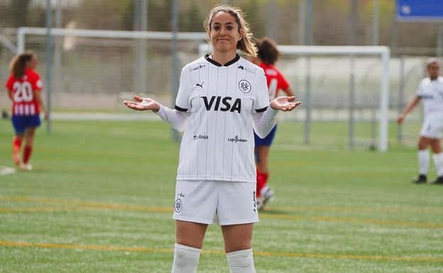 Olga García celebrando un gol.  DUX LOGROÑO