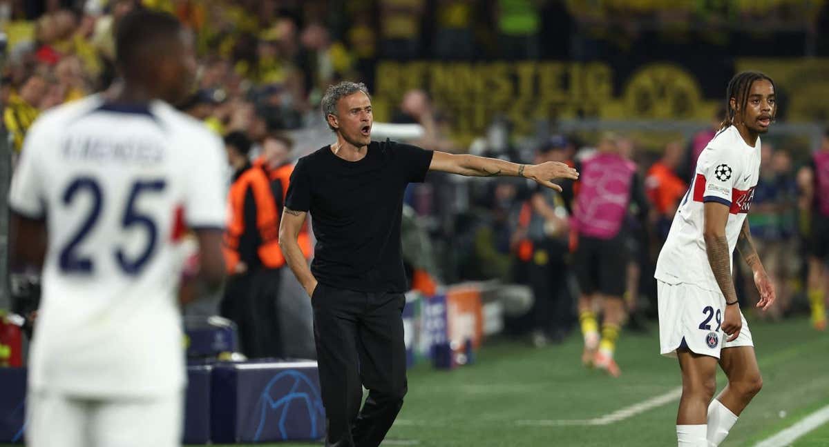 Luis Enrique, en el partido ante el Dortmund./AFP