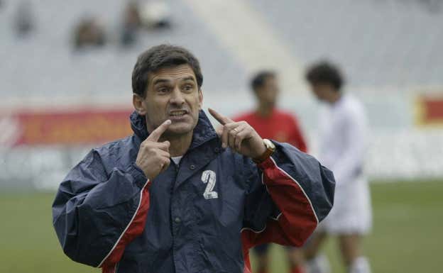 Mendilibar, en su época como entrenador del Lanzarote.  AGENCIAS