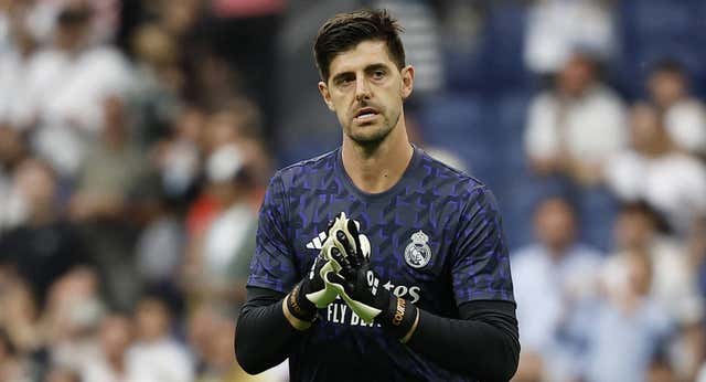 El Bernabéu recibe con honores a Courtois ¡11 meses después!